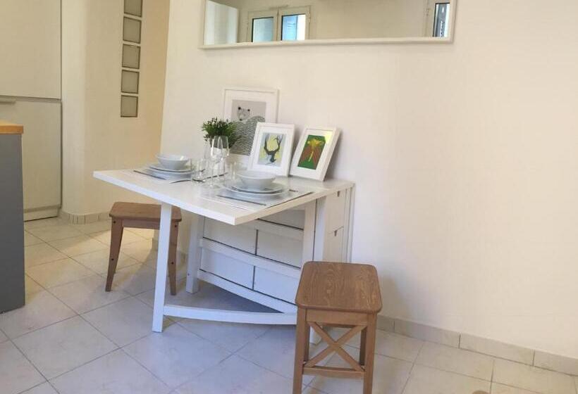 La Tanière De L Ours Blanc Aubagne Cassis Aix En Provence