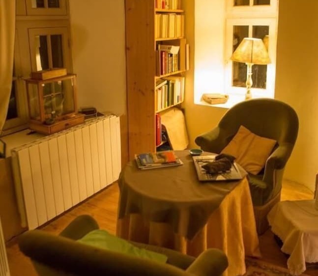 بنسيون Chez Maupassant