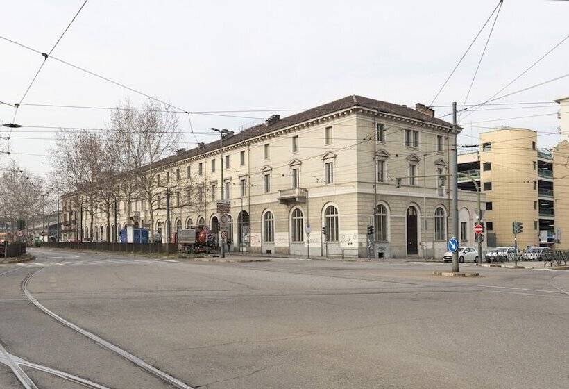 هاستل Combo Torino
