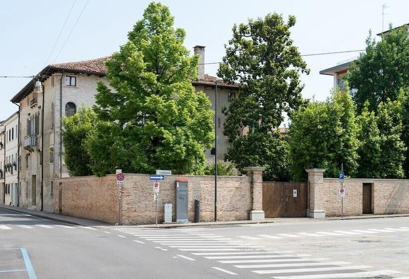 تختخواب و صبحانه Palazzo Raspanti