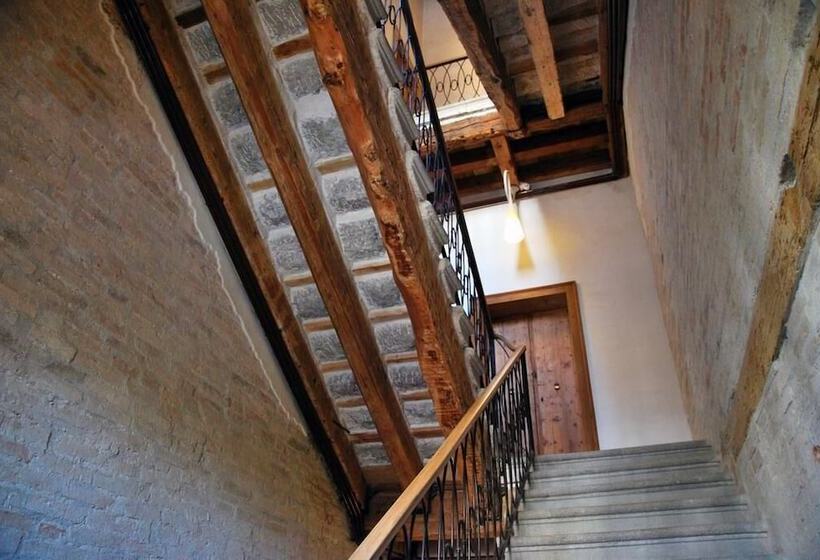 تختخواب و صبحانه Palazzo Raspanti