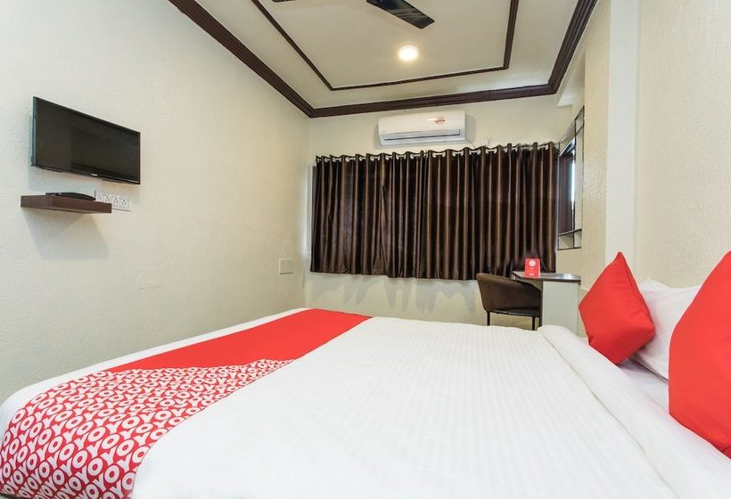 호텔 Gurukripa Inn By Oyo Rooms