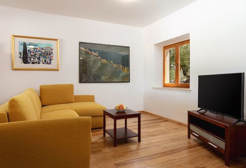 Villa Dubrava Tranquil Retreat Nestled In An Olive Grove For Serene Escapes