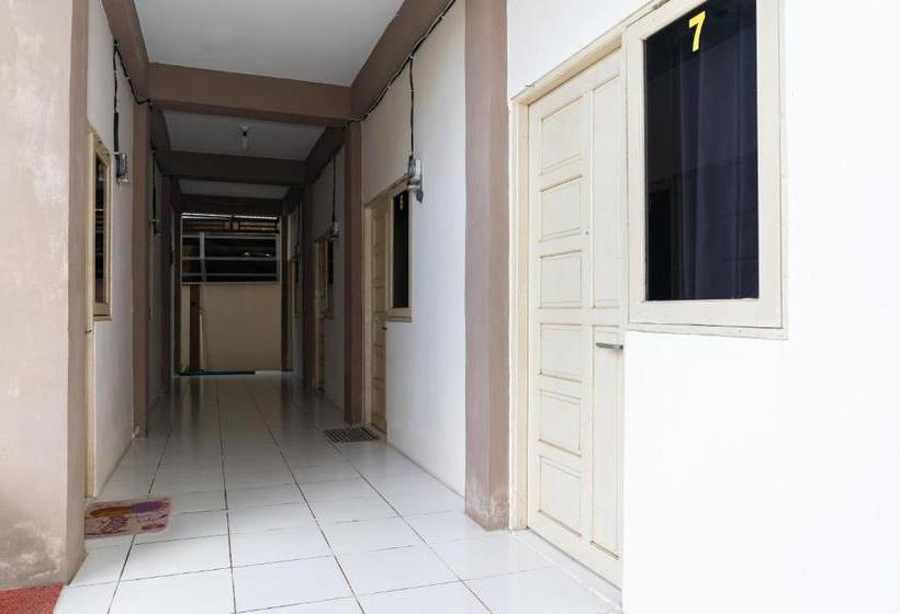 پانسیون Koolkost Female Syariah Near Uniska Banjarbaru