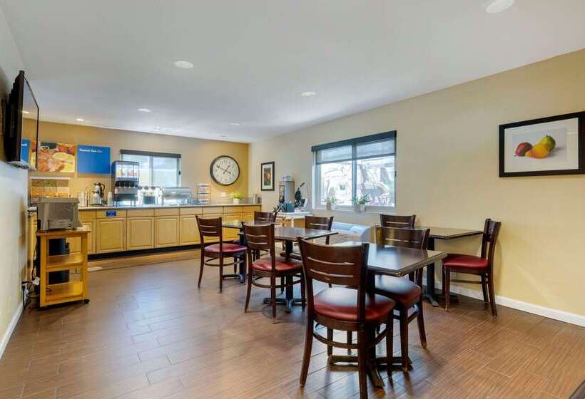 هتل Comfort Inn Gaslamp Convention Center