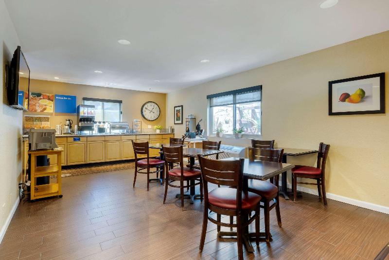 هتل Comfort Inn Gaslamp Convention Center