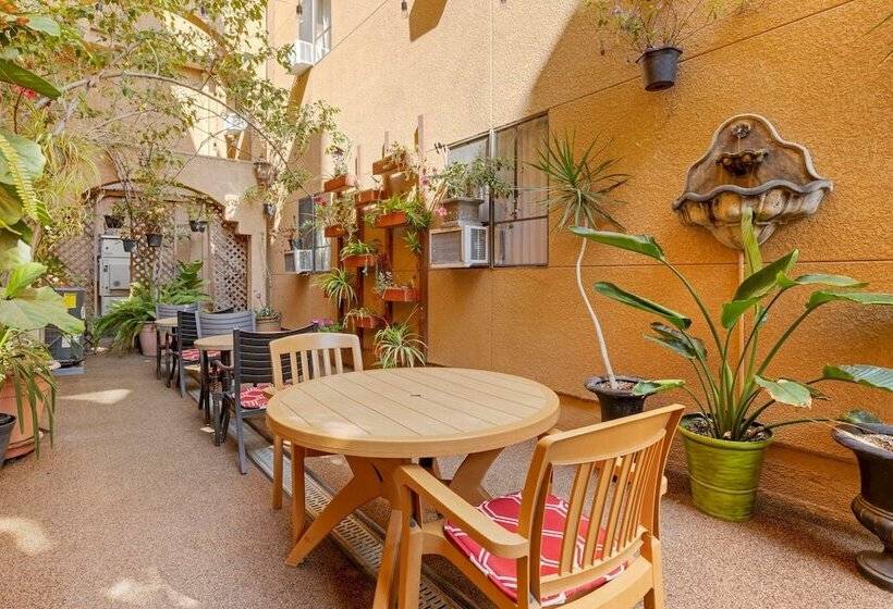 هتل Comfort Inn Gaslamp Convention Center