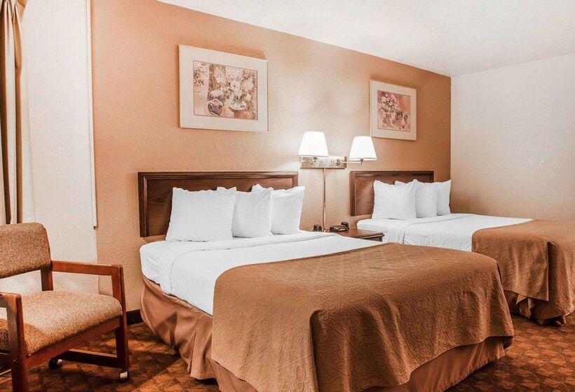בית מלון כפרי Quality Inn Port Angeles  Near Olympic National Park