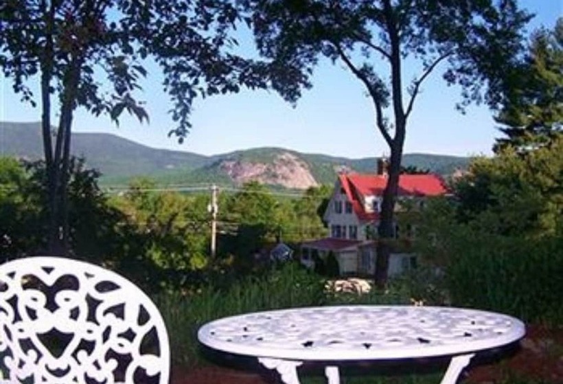 هتل Red Elephant Inn Bed And Breakfast