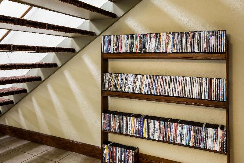 هتل Spark By Hilton Wichita East