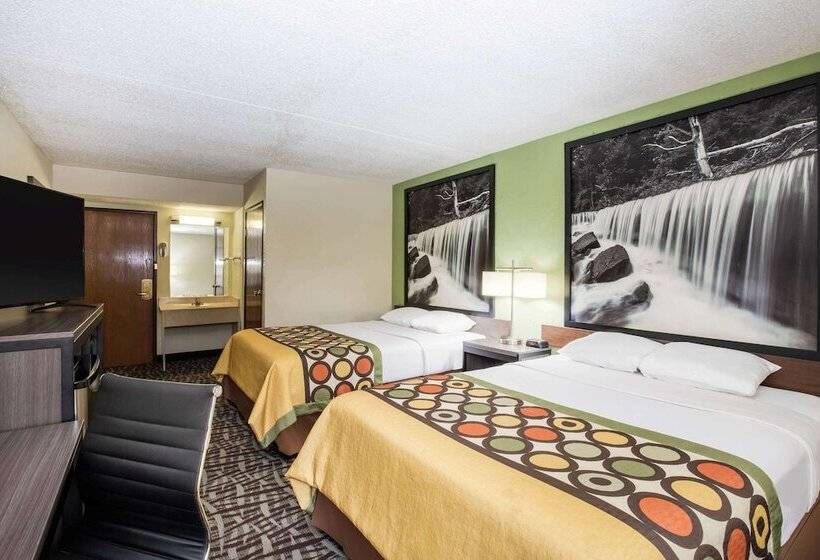 هتل Spark By Hilton Wichita East