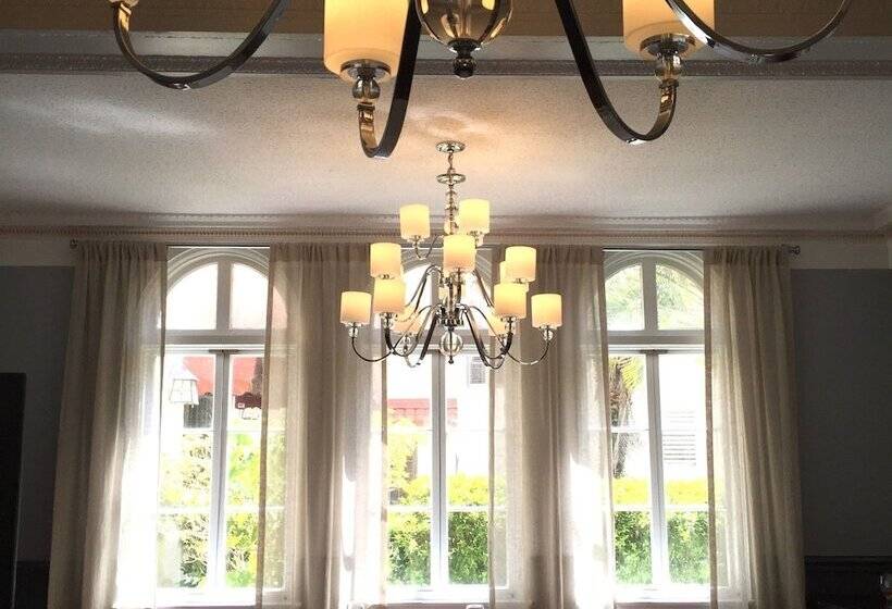 酒店 The Lodge At Wakulla Springs