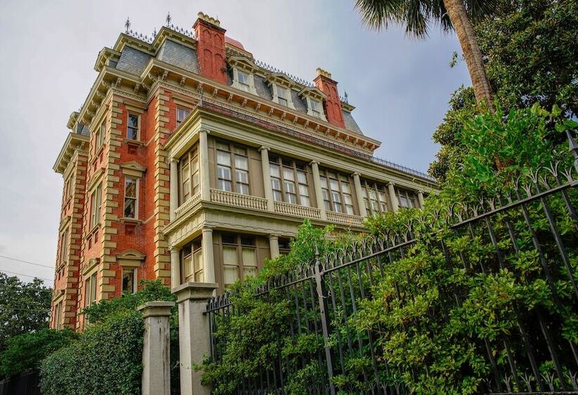 هتل Wentworth Mansion