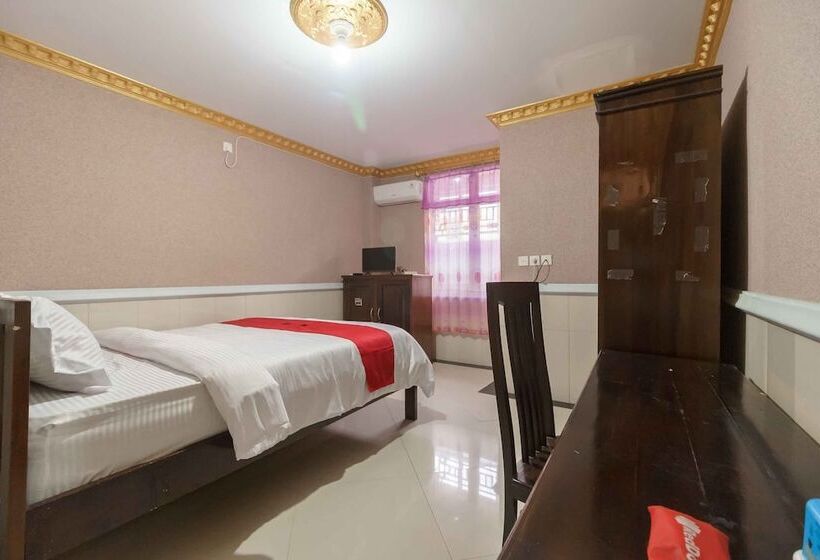 پانسیون Reddoorz Plus Syariah Near Rsup Dr. M. Djamil Padang