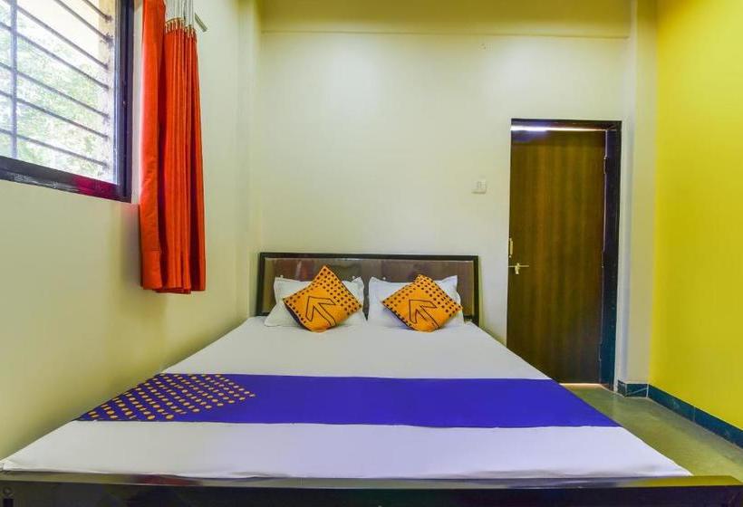 فندق Spot On 69370 Pratik Lodging