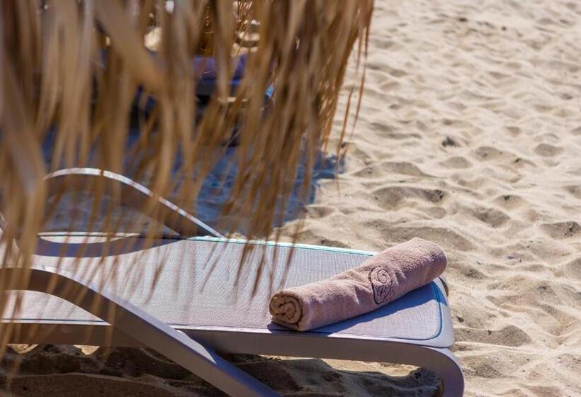 هتل Onyx Beach Residence   Free Parking & Beach Access