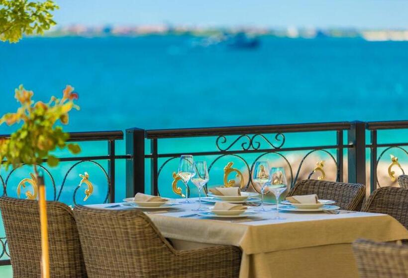 هتل Onyx Beach Residence   Free Parking & Beach Access