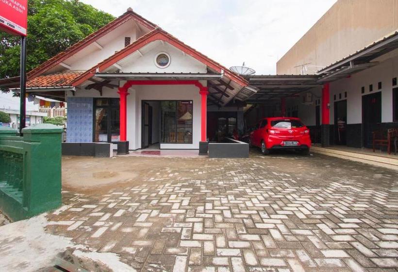 هتل Oyo 3126 Penginapan Suka Asih