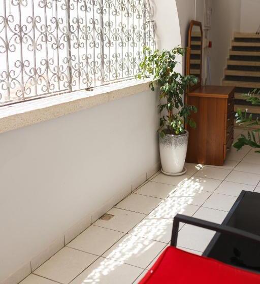 هاستل Homelike Guest House