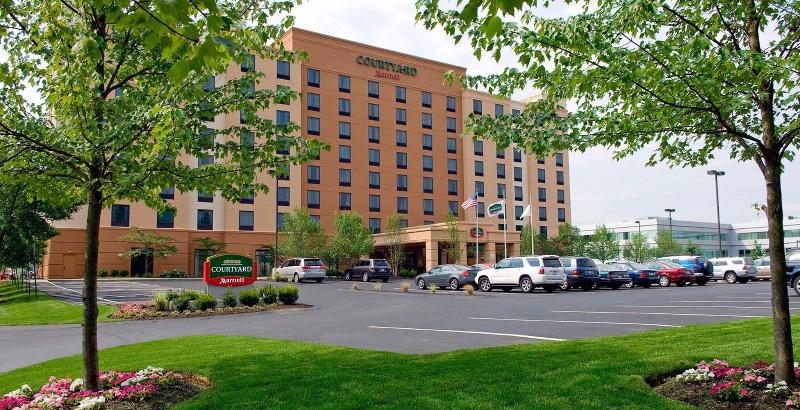 هتل Courtyard By Marriott Boston Billerica Bedford