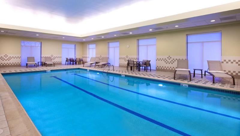 هتل Courtyard By Marriott Boston Billerica Bedford