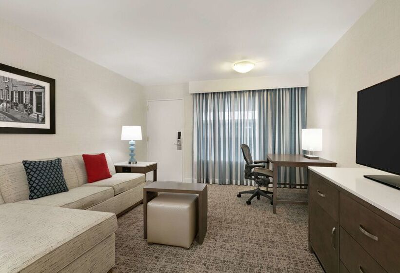 בית מלון כפרי Embassy Suites By Hilton Philadelphia Valley Forge