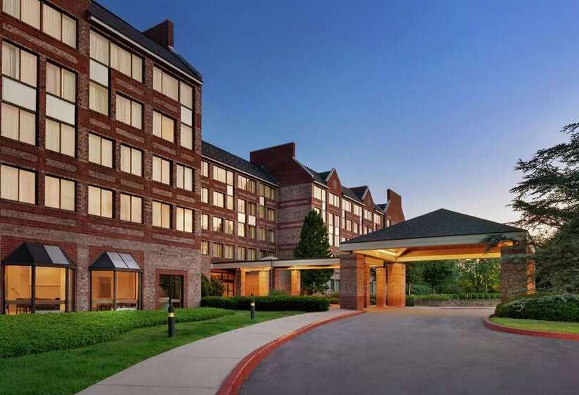 בית מלון כפרי Embassy Suites By Hilton Philadelphia Valley Forge