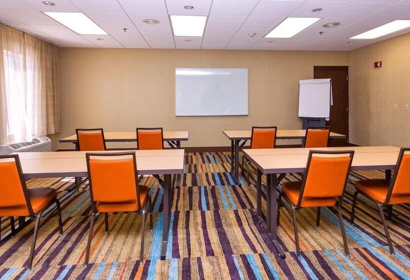 هتل Fairfield Inn & Suites Des Moines West