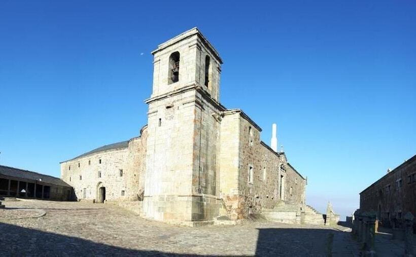 בית מלון כפרי Hospedería Del Santuario De La Peña De Francia