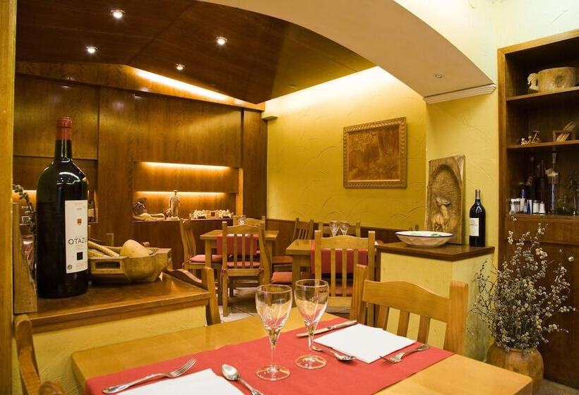 호텔 Hostal Salazar