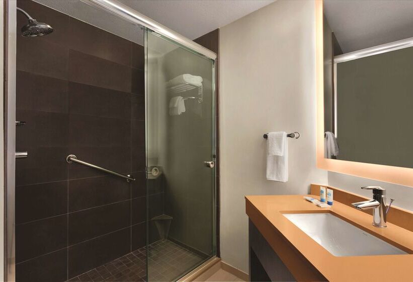 هتل Hyatt House San Diego Sorrento Mesa