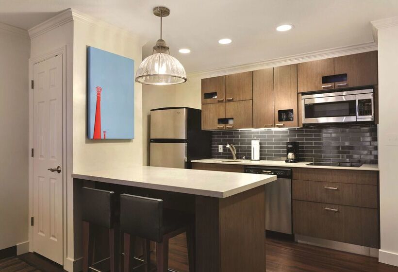 هتل Hyatt House San Diego Sorrento Mesa