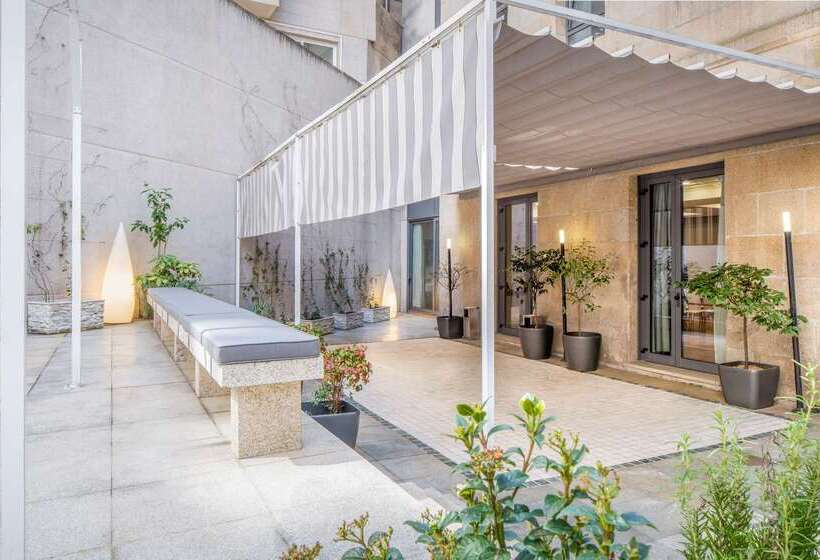 هتل NH Collection Vigo