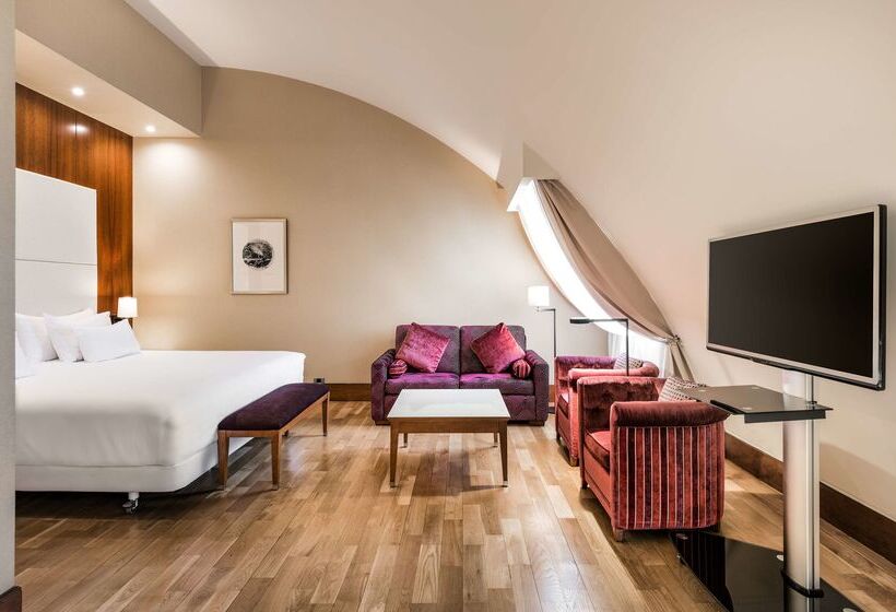 هتل NH Collection Vigo