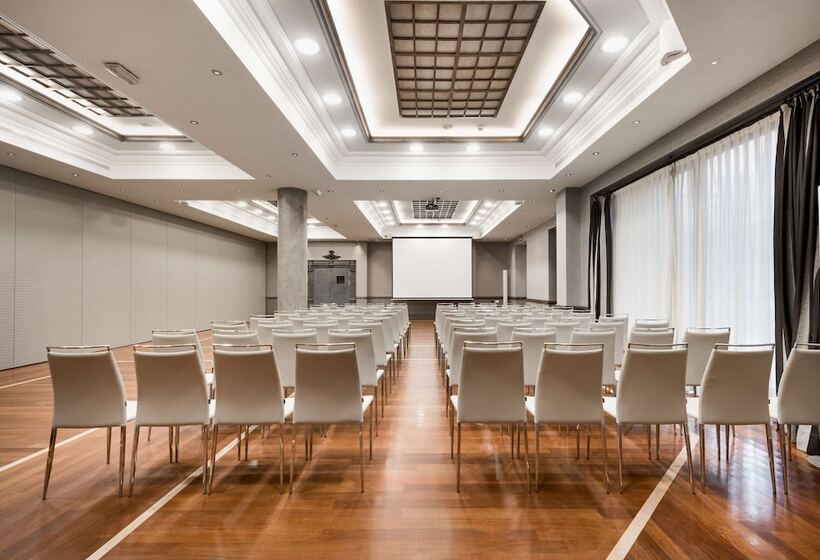 هتل NH Collection Vigo