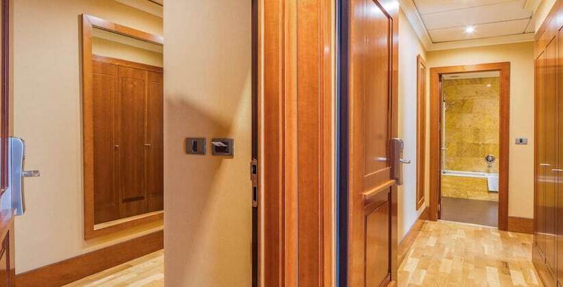 هتل NH Collection Vigo