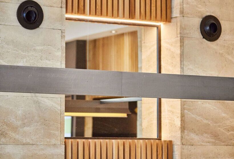 هتل Silken Reino De Aragon