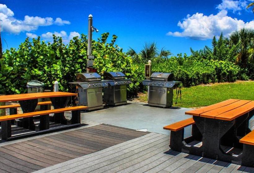 فندق Windward Passage