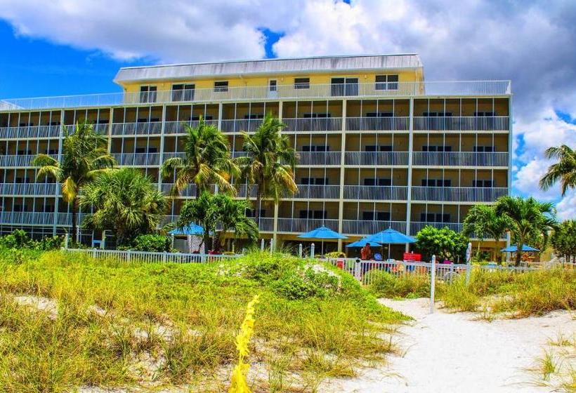 فندق Windward Passage