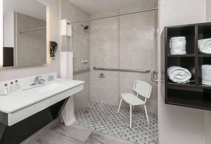 هتل Wingate By Wyndham Dallas Love Field