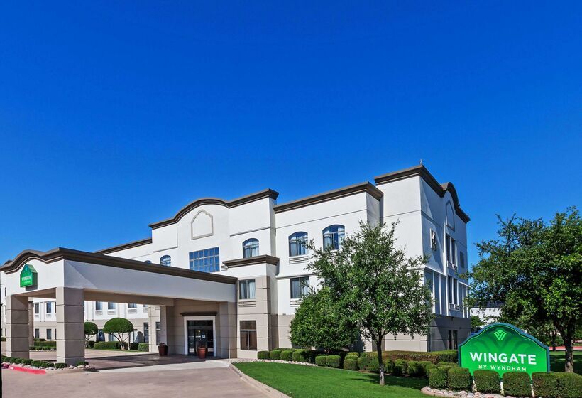 هتل Comfort Inn & Suites Irving Las Colinas Dfw