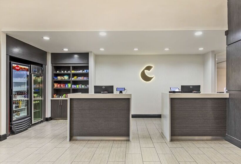هتل Comfort Inn & Suites Irving Las Colinas Dfw