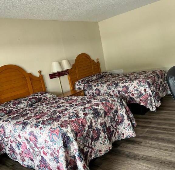 Отель Yorktown Motor Lodge