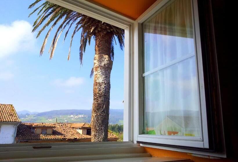 هتل H Casona Selgas De Cudillero