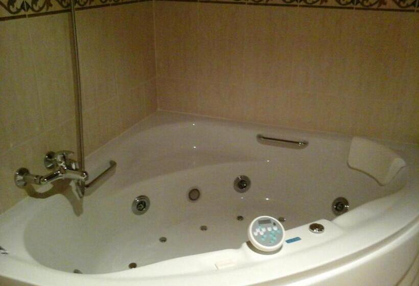 Отель Hostal Piñera