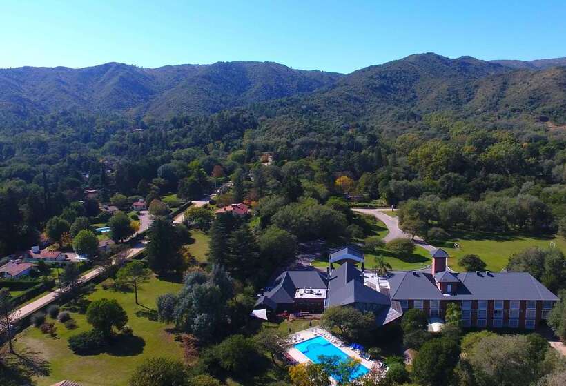 Howard Johnson Hotel & Spa Villa General Belgrano