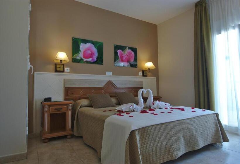 ホテル Puerta Del Mar   Adults Recommended