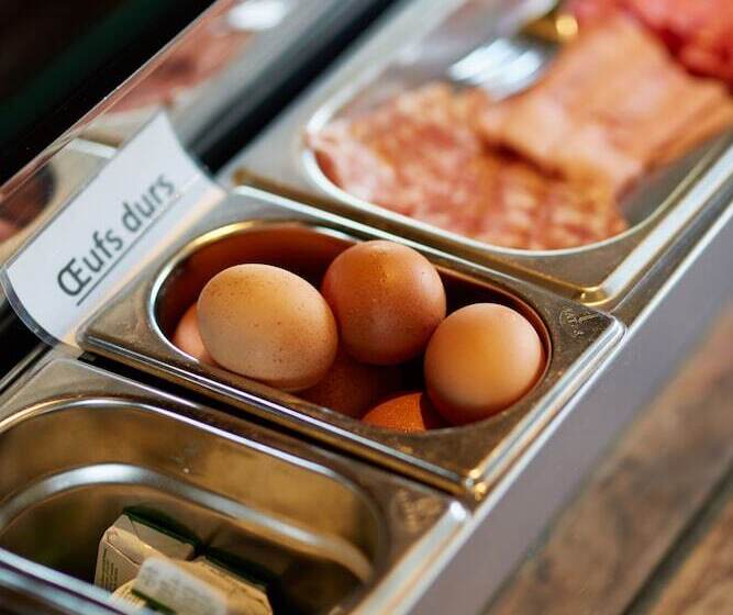 בית מלון כפרי The Originals City, Hôtel La Cour Carrée, Eu