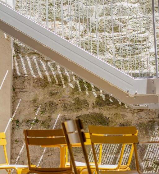 Kai 36   Hotel Zwischen Fels Und Fluss