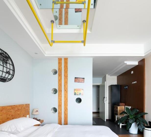 پانسیون Ning House Lake View Inn